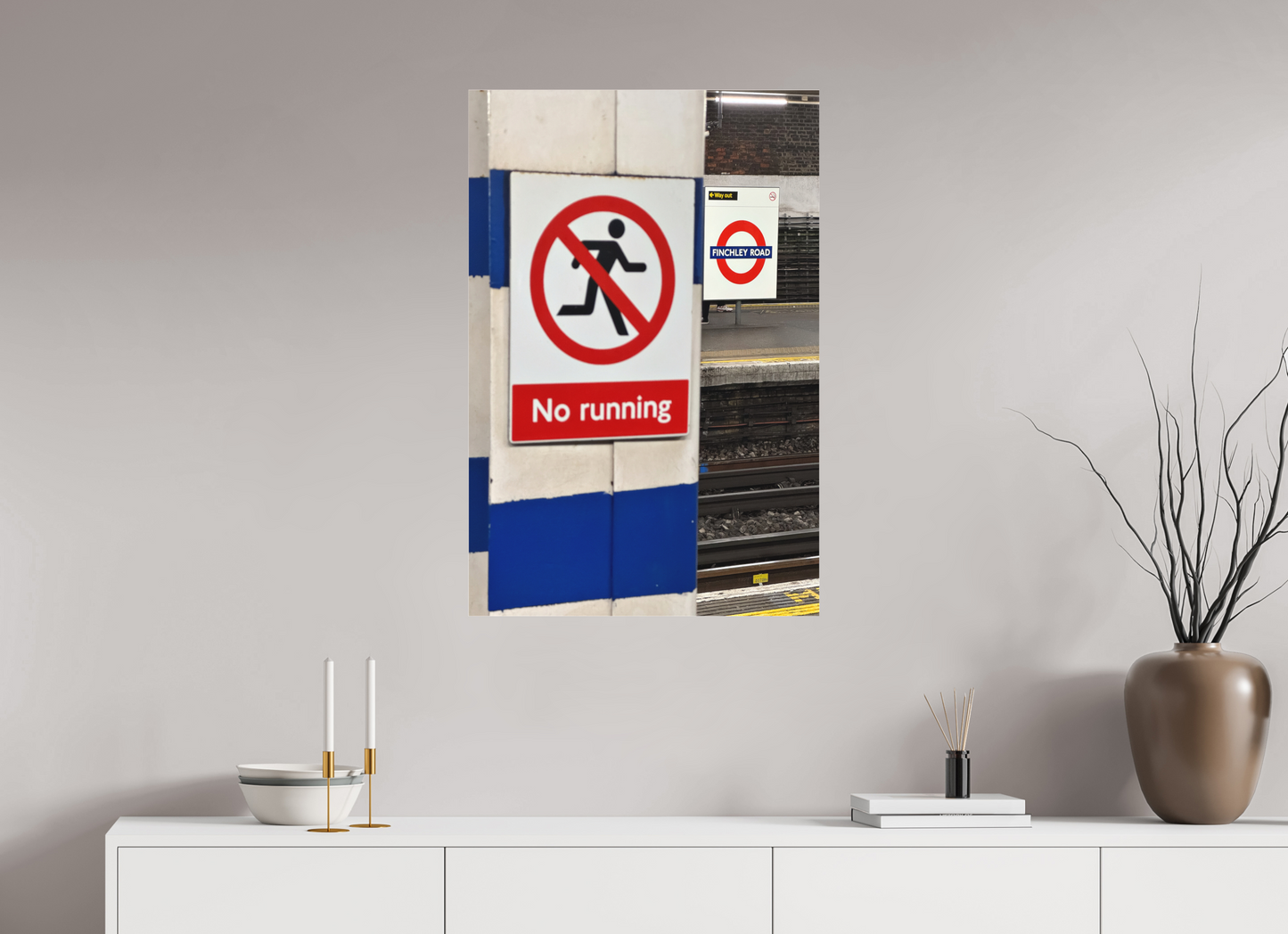 60 x 90 cm, Fine Art Acrylglas Matt Finchley-Road #1 London