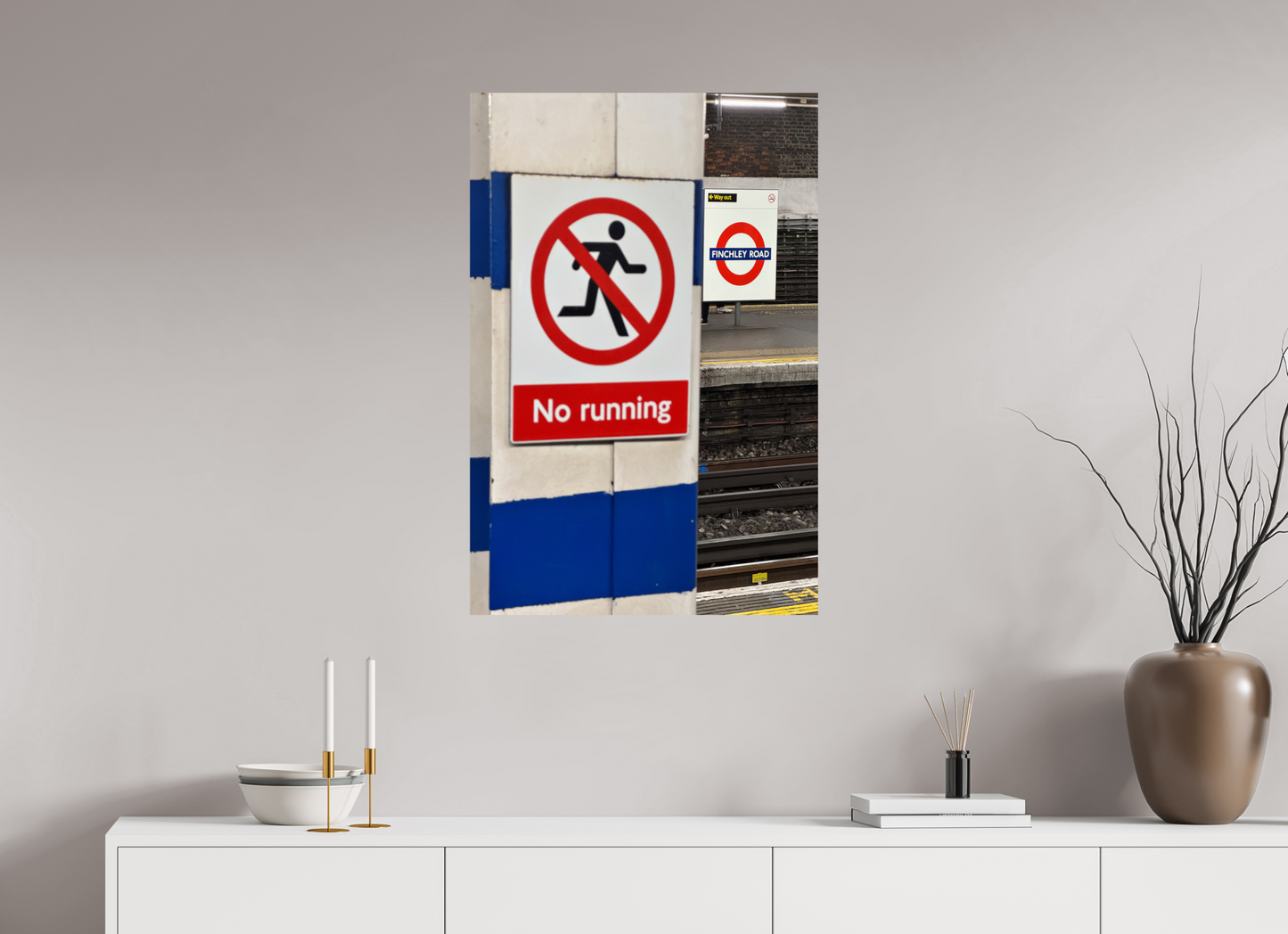 60 x 90 cm, Fine Art Print Metallic Edition Finchley-Road #1 London